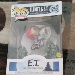 Funko Pop! Elliott & E.T. Vinyl Figure Box Damage